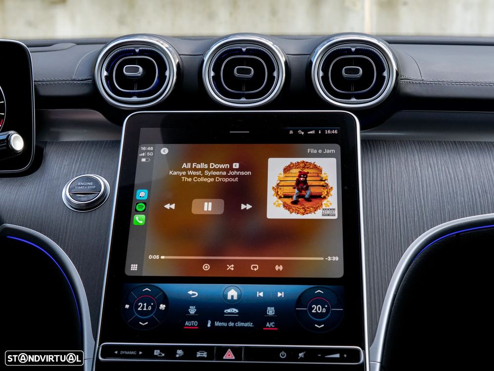 Mercedes-Benz C 300 e AMG Line - 31