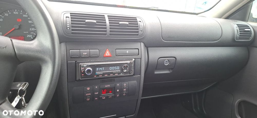 Audi A3 Sportback 1.6 Ambition - 32