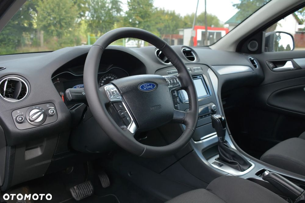 Ford Mondeo - 16