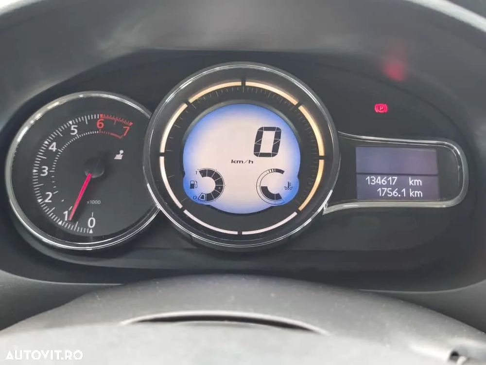 Renault Fluence 1.6 Authentique - 22