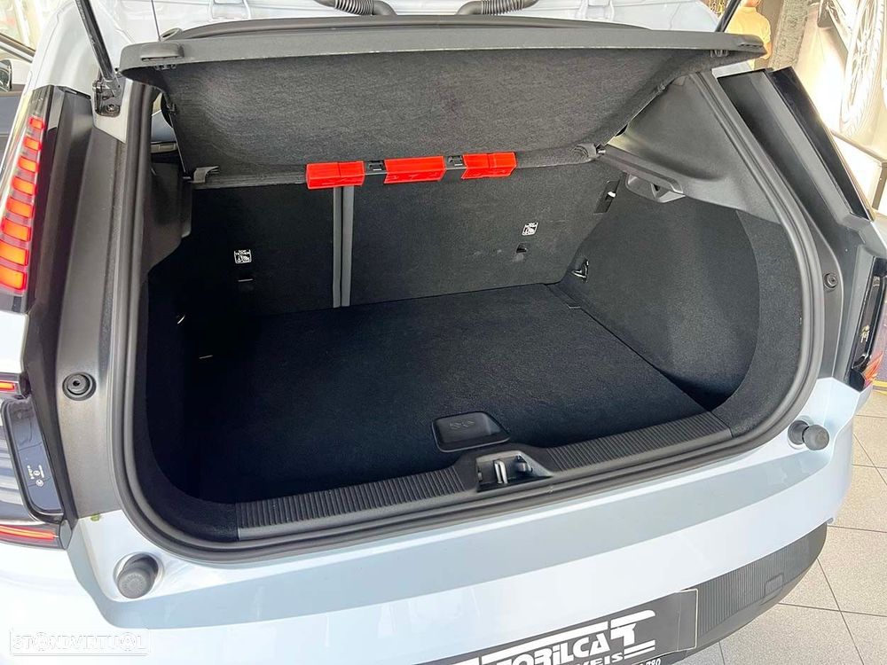 Volvo EX30 69 kWh Single Motor Extended Range Core - 25