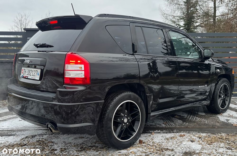 Jeep Compass 2.4I 4x4 Sport - 4