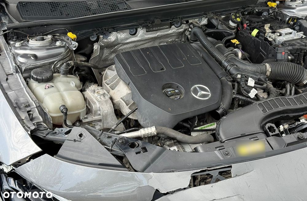 Mercedes-Benz CLA 180 AMG Line 7G-DCT - 7