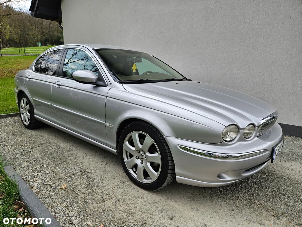 Jaguar X-Type 2.0 - 1