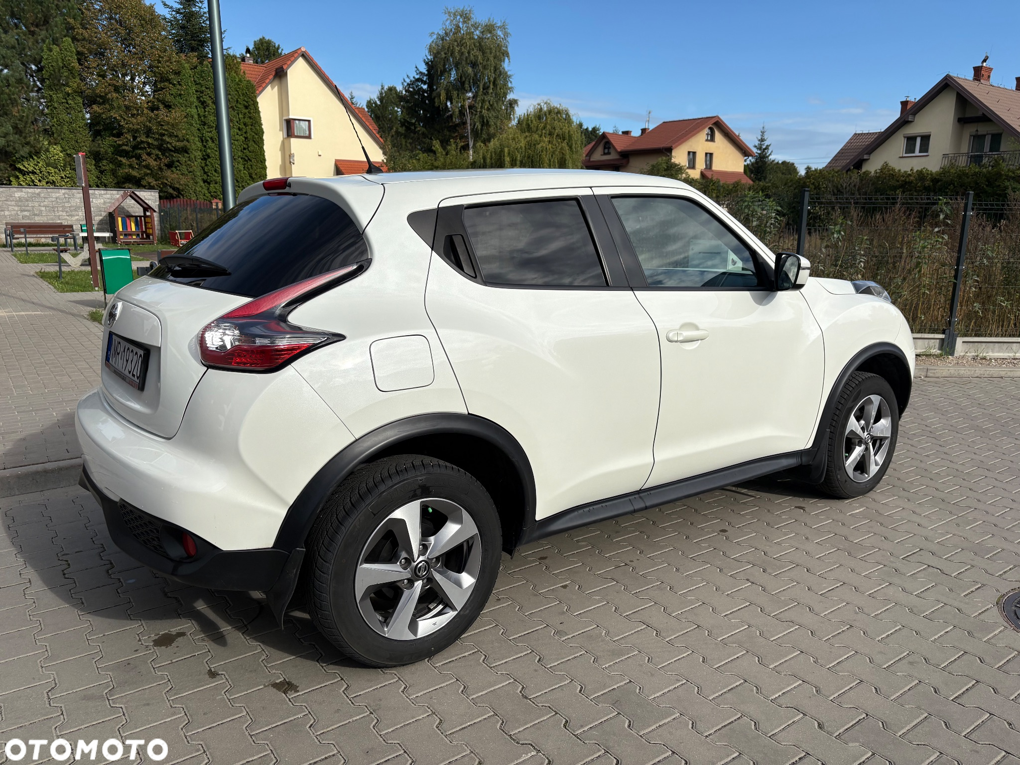 Nissan Juke 1.6 Acenta Xtronic - 9
