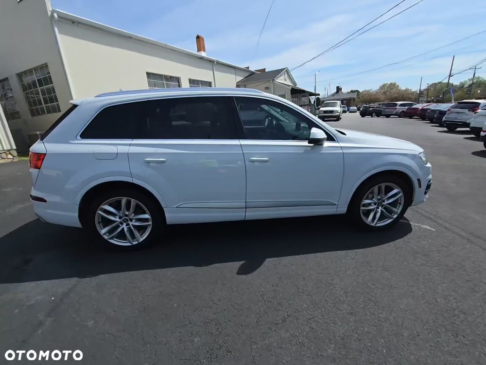 Audi Q7 3.0 TFSI Quattro Tiptronic - 6
