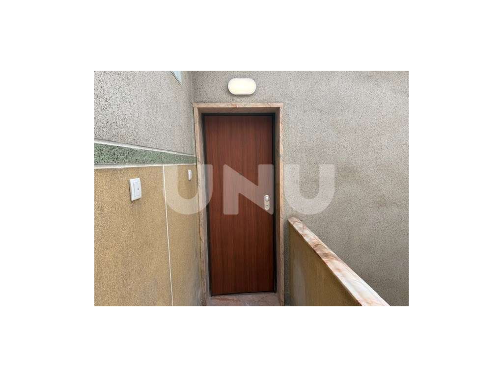 Apartamento T2 na Amadora com muita luminosidade - Grande imagem: 5/35