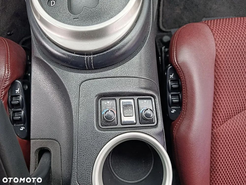 Nissan 370 Z 3.7 V6 Platinum - 12