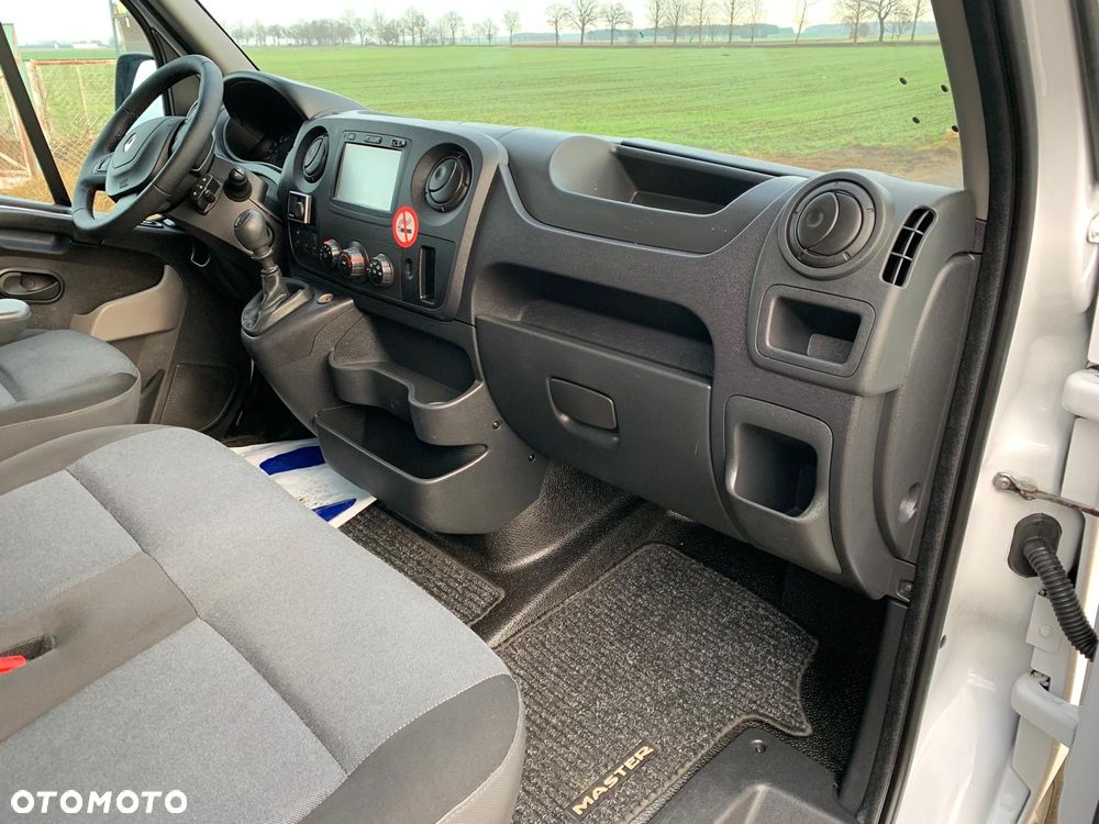 Renault Master - 17
