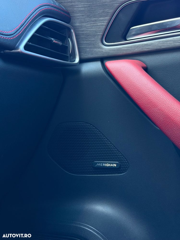 Jaguar F-Pace 30d AWD R-Sport - 25