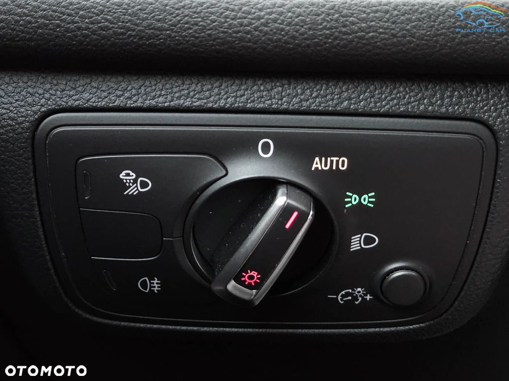 Audi A6 Avant 2.0 TDI Ultra DPF S tronic - 28