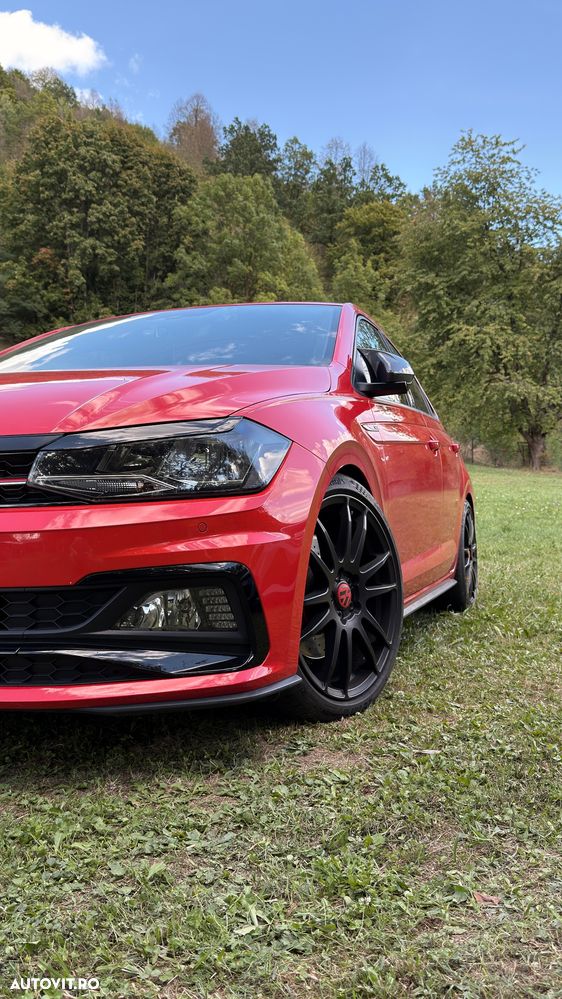 Volkswagen Polo 2.0 TSI DSG GTI - 1