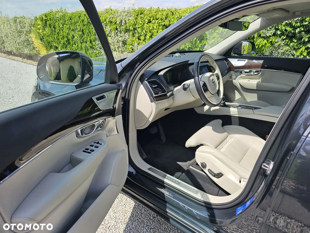 Volvo XC 90 D5 AWD Inscription - 18