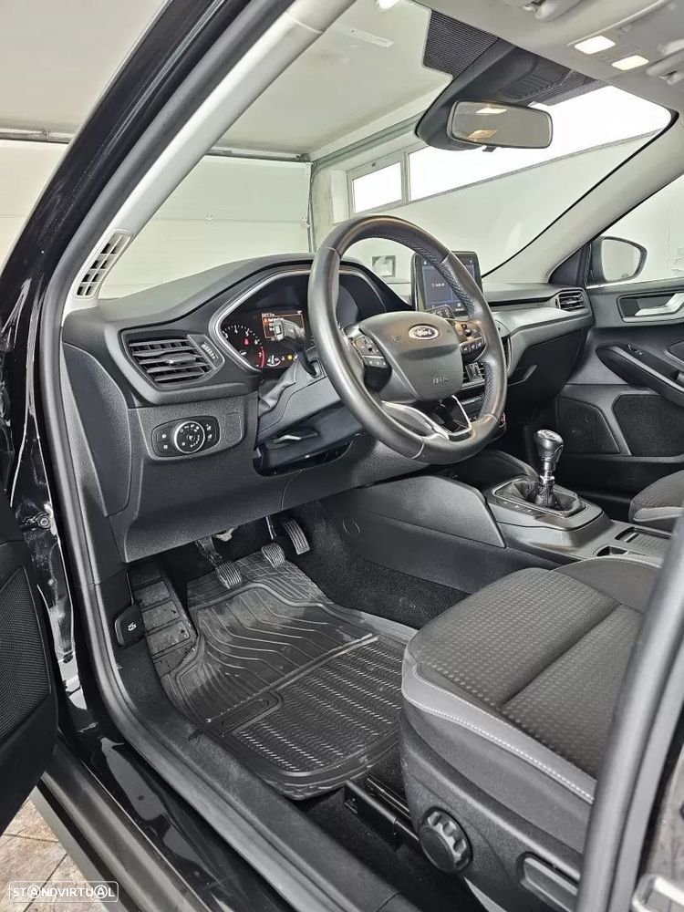 Ford Focus SW 1.0 EcoBoost Connected - 20