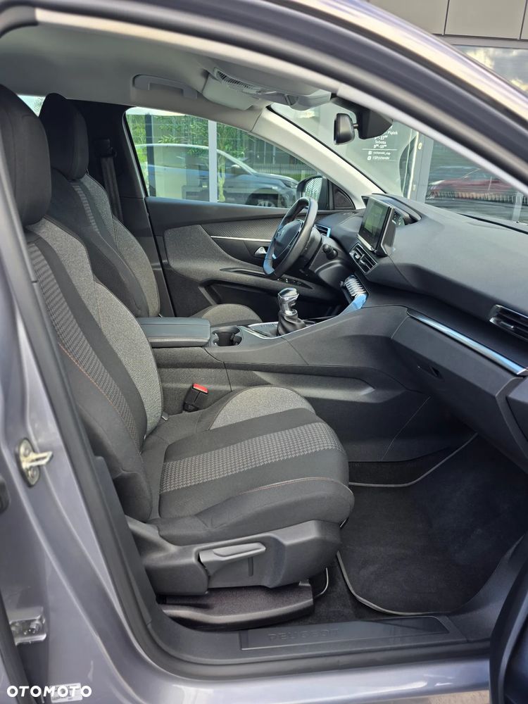 Peugeot 3008 1.5 BlueHDi Allure Pack S&S - 21