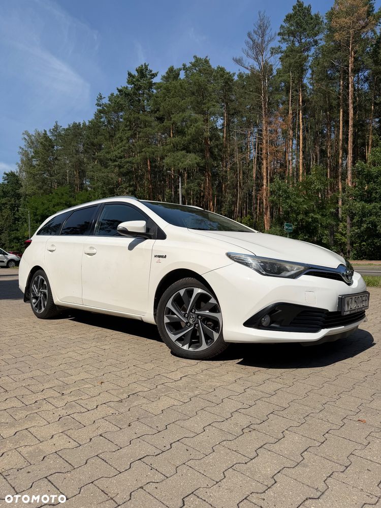 Toyota Auris - 1