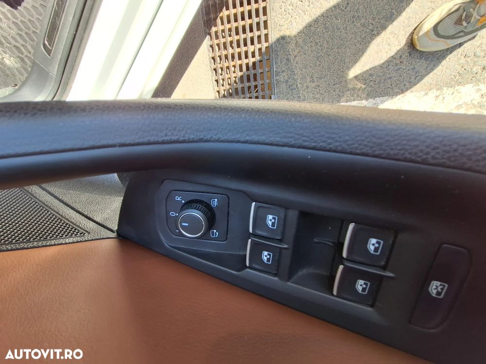 Volkswagen Passat 2.0 TSI DSG Highline - 21