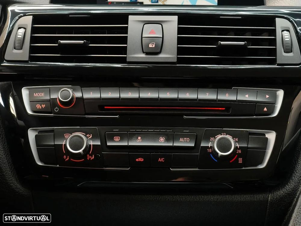 BMW 318 d Line Sport Auto - 26