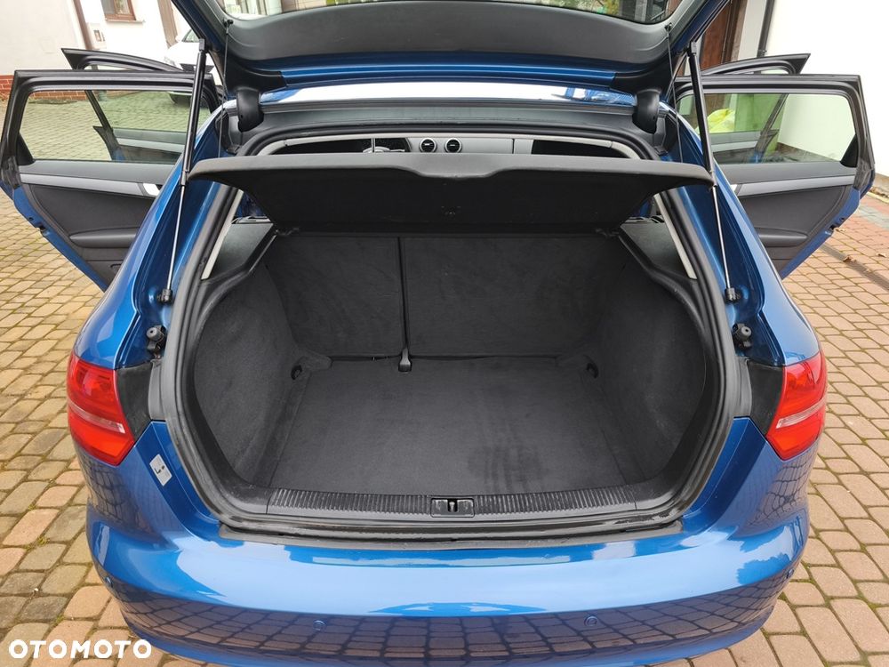 Audi A3 Sportback 1.6 Ambition - 25