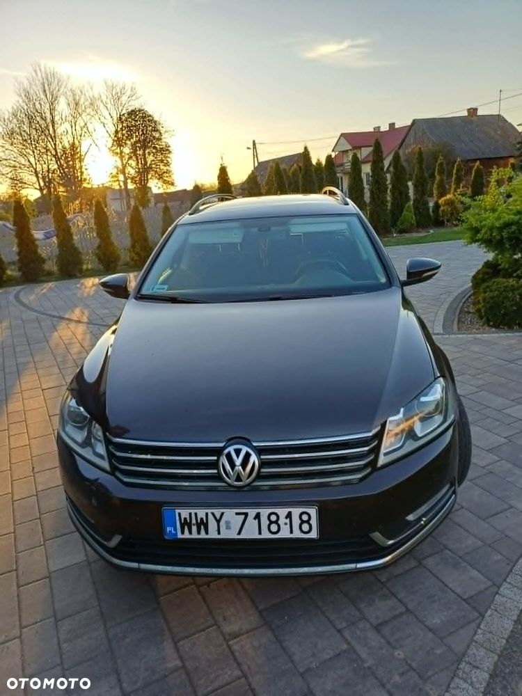 Volkswagen Passat 2.0 TDI Comfortline R-Style DSG - 4
