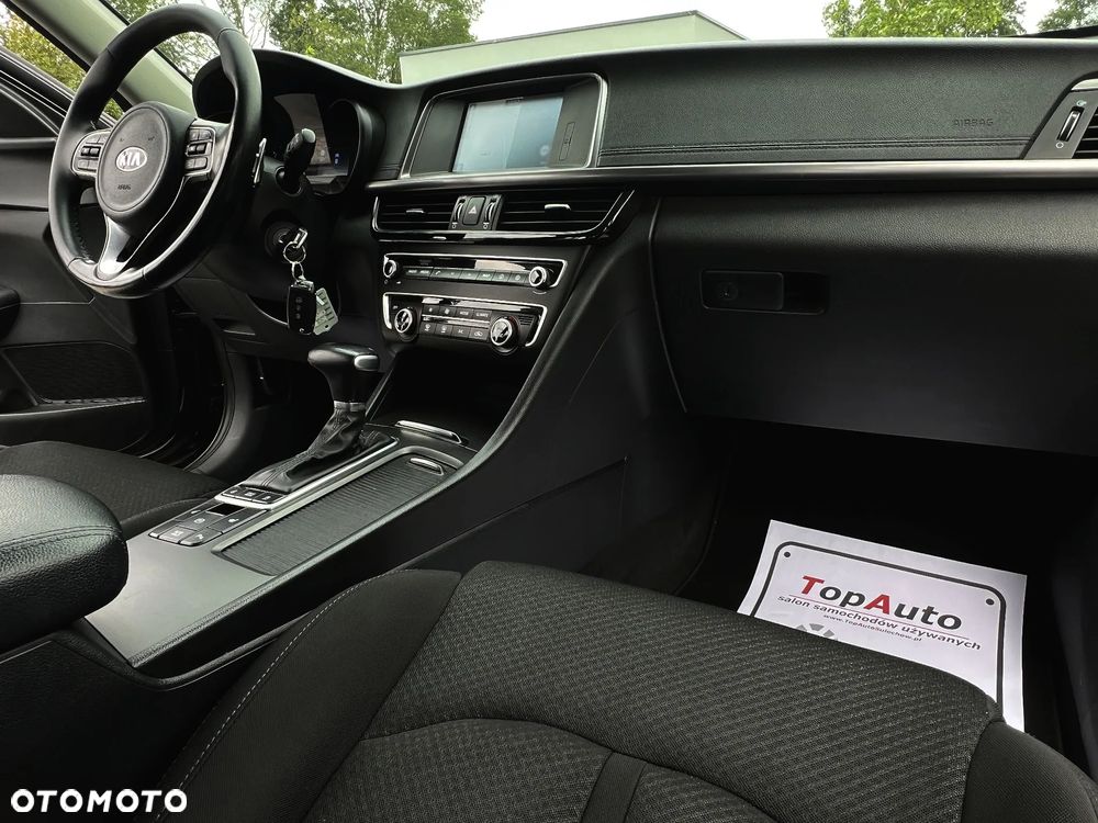 Kia Optima 1.7 CRDI L DCT - 17