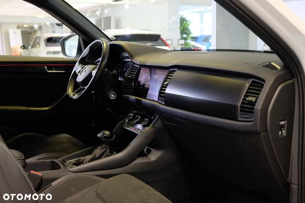 Skoda Kodiaq 2.0 TDI 4x4 DSG Sportline - 8