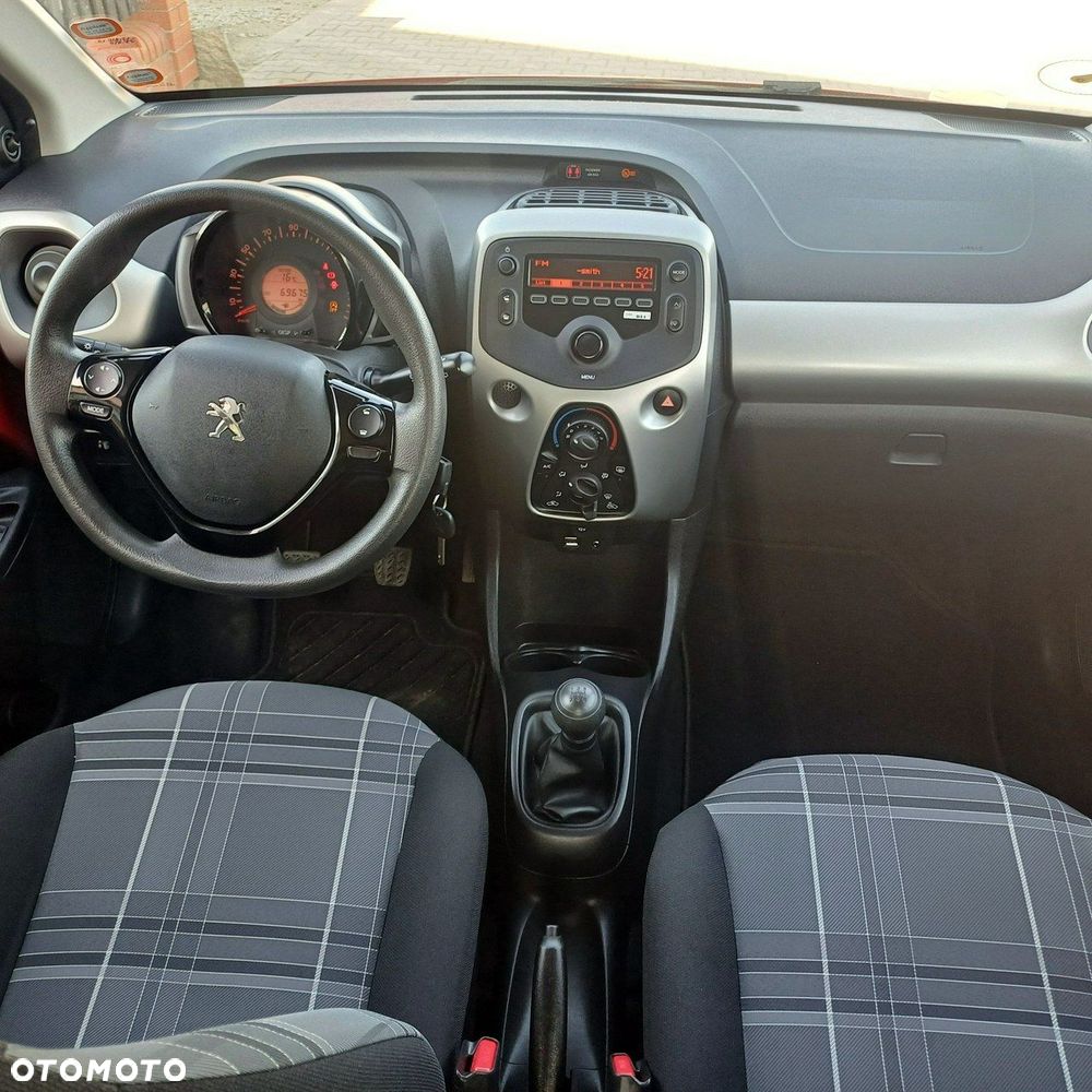 Peugeot 108 - 10