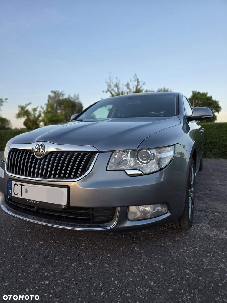 Skoda Superb 2.0 TDI Comfort - 1
