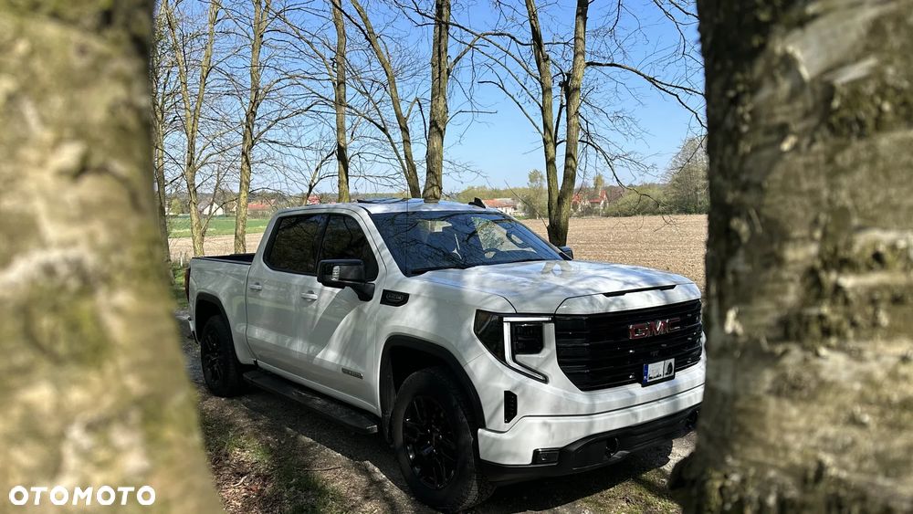 GMC Sierra - 36