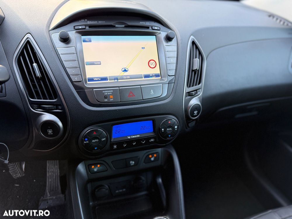 Hyundai ix35 blue 1.6 2WD Finale Gold - 14