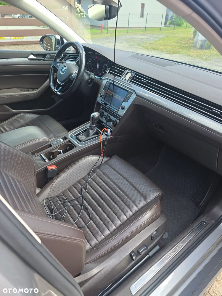 Volkswagen Passat Alltrack 2.0 TDI Bi-Turbo SCR 4Mot DSG - 14
