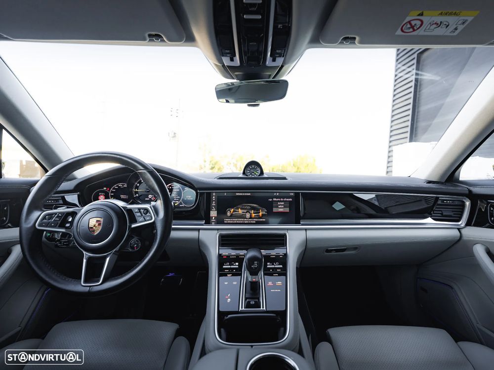Porsche Panamera 4 E-Hybrid - 14
