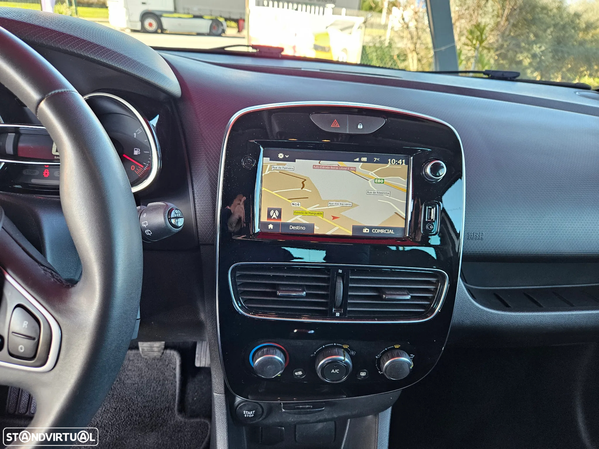 Renault Clio 1.5 dCi Limited - 15