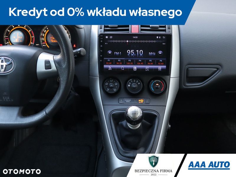 Toyota Auris - 13