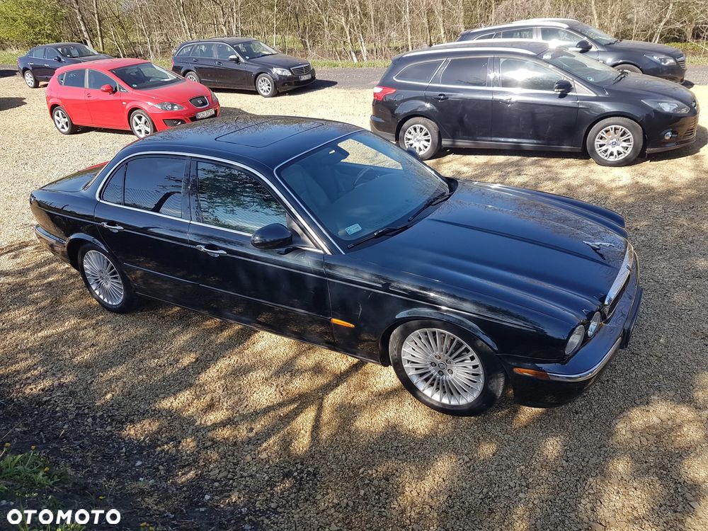 Jaguar XJ - 5