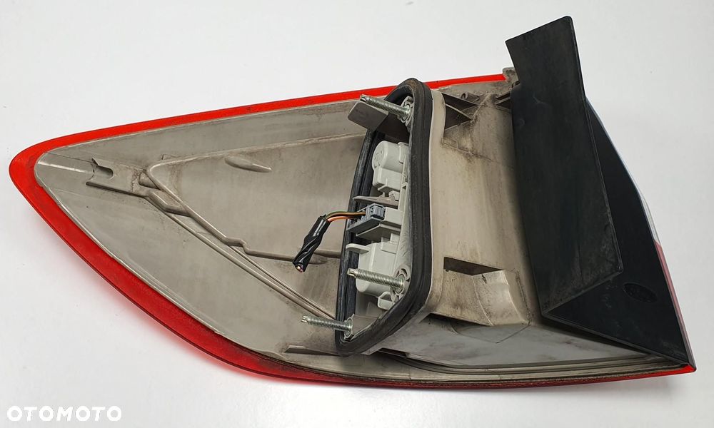 LAMPA PRAWY TYŁ TYLNA FORD MONDEO MK4 7S71-13404-B KOMBI EUROPA - 5