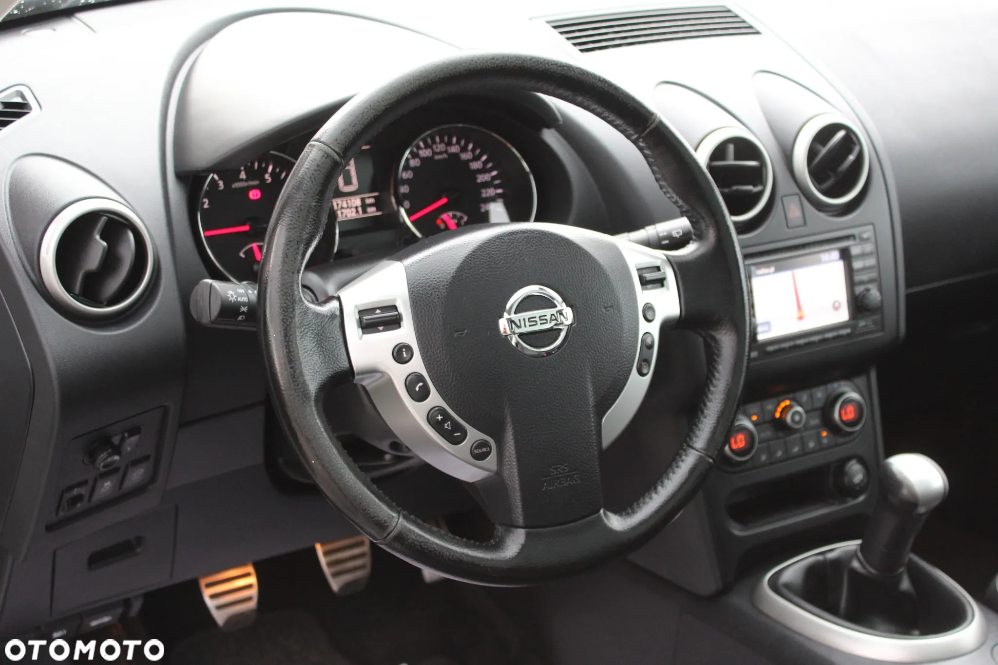Nissan Qashqai 1.6 Tekna - 13
