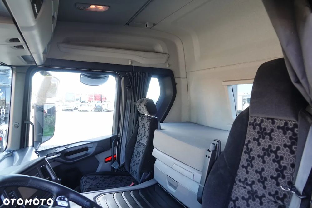 Scania P 450 / RETARDER / HYDRAULIKA / NISKA KABINA - 24