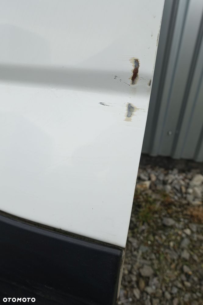 DRZWI PRZESUWNE IVECO DAILY 17r. - 3