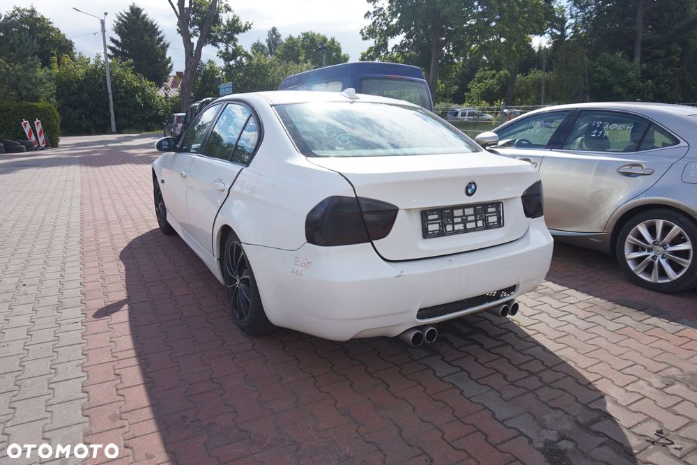 BMW 3 E90 SEDAN 2005 A34 2.0 16V N46B20B 150KM GS6-17BG BIAŁY na części - 3