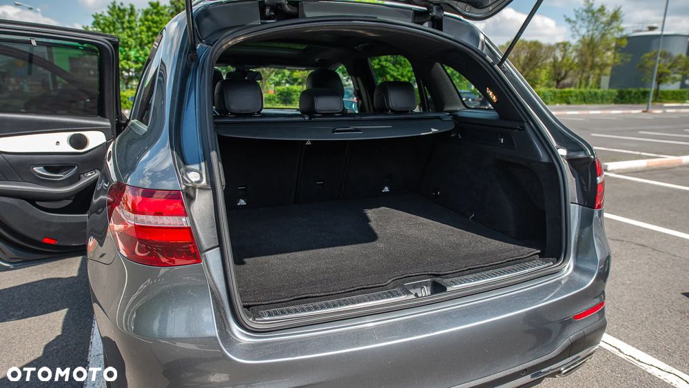 Mercedes-Benz GLC - 7