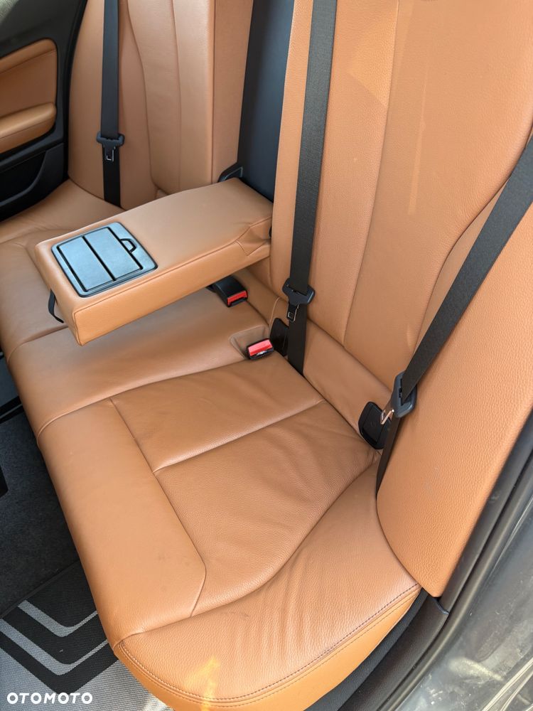 BMW Seria 1 120i M Sport Shadow - 18