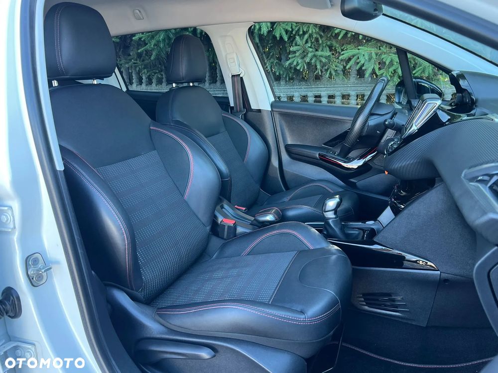 Peugeot 2008 - 22