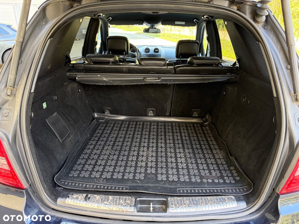 Mercedes-Benz ML - 13