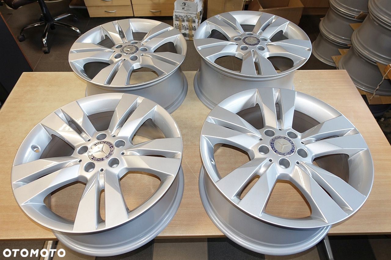 Mercedes w204 felgi 17 4szt IDEALNE w207 7,5x17 8.5x17 w212 - 8