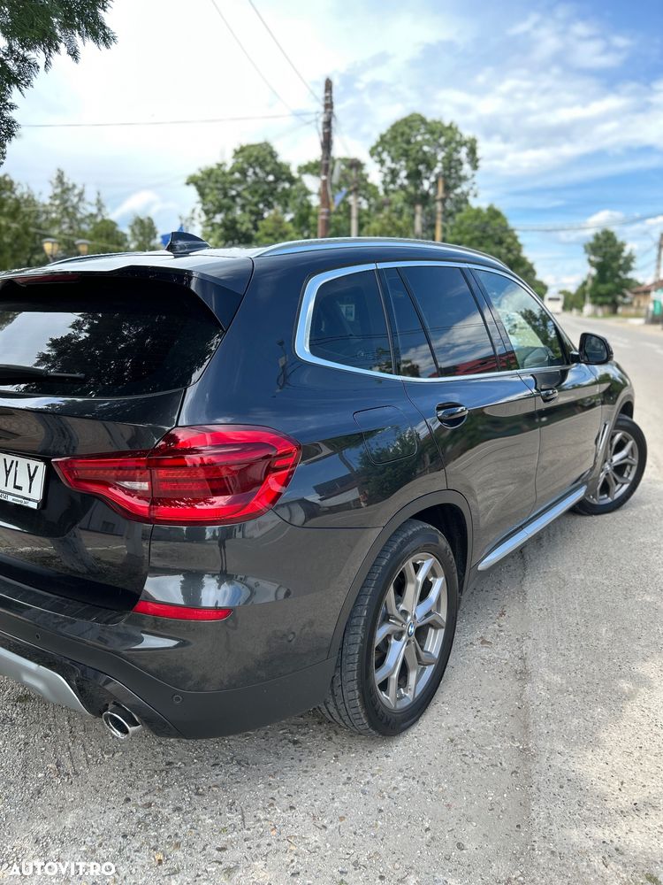 BMW X3 xDrive30d AT xLine - 3