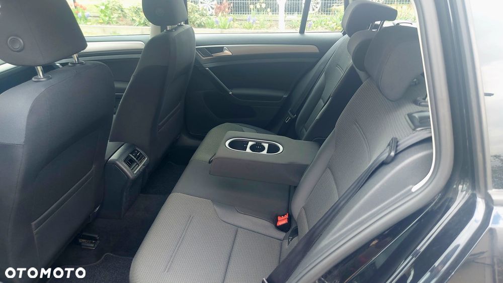 Volkswagen Golf 1.2 TSI BlueMotion Technology Cup - 22