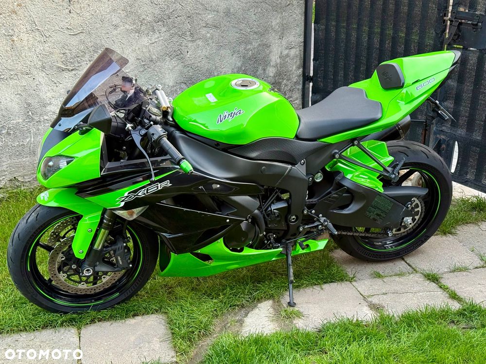 Kawasaki ZXR - 16