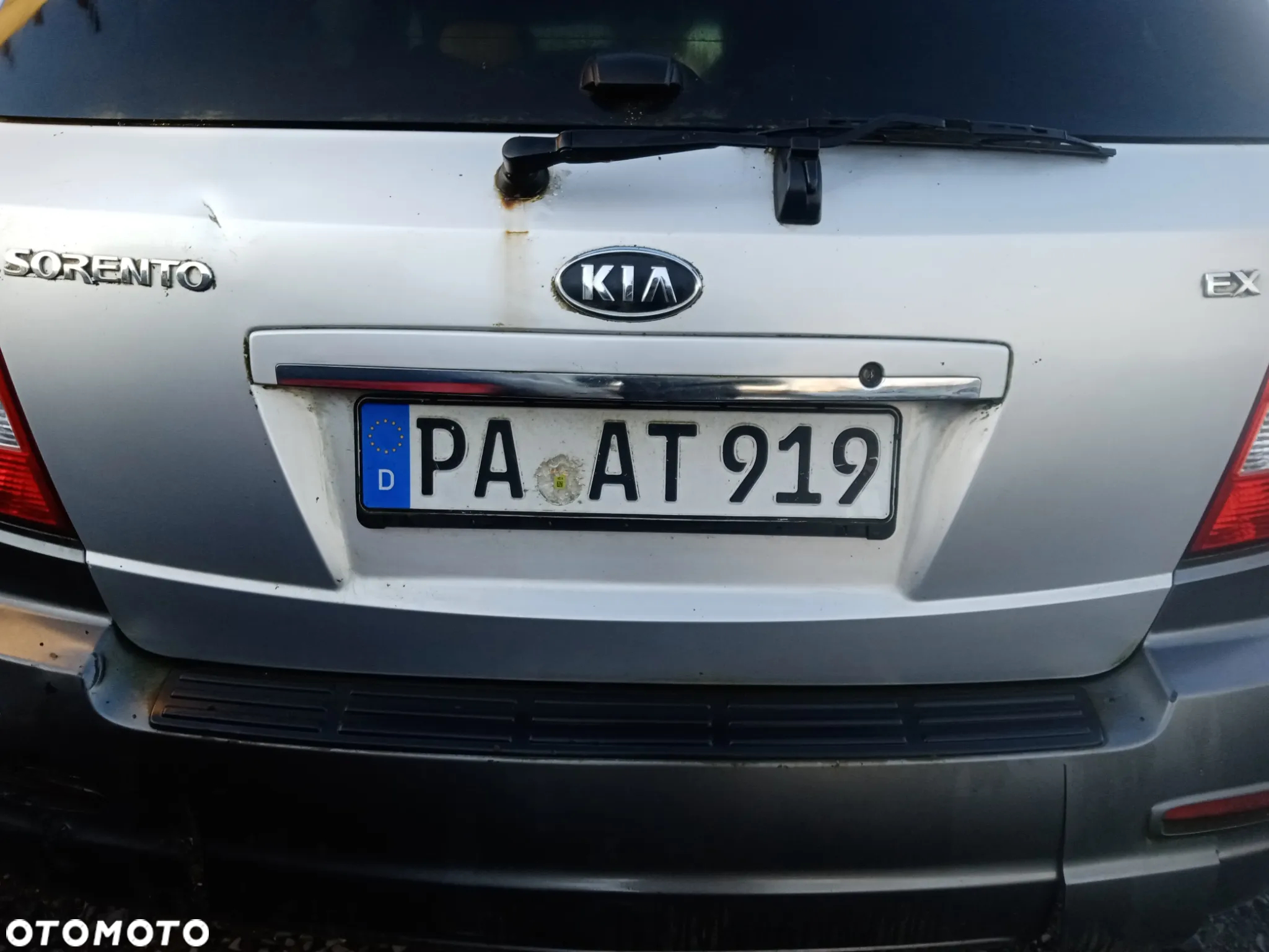 Klapa bagażnika tył tylna Kia Sorento - 2