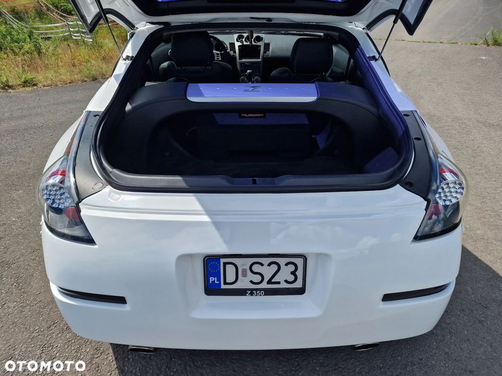 Nissan 350 Z - 12